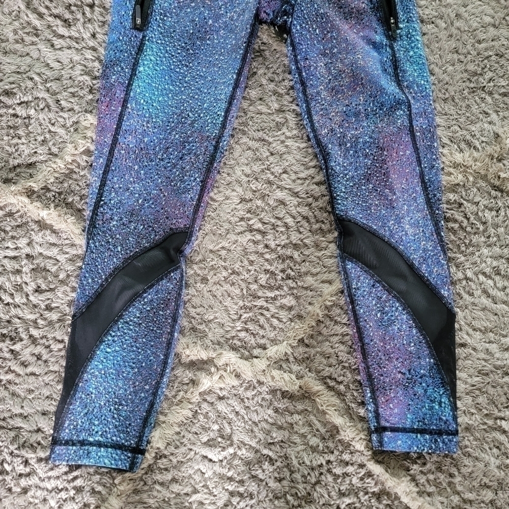 Lululemon Inspire Tight II 8 - Picture 4 of 14